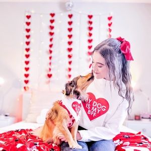 Nice to meet you, I’m Ahnnie! Welcome to my closet 🛍️❤️